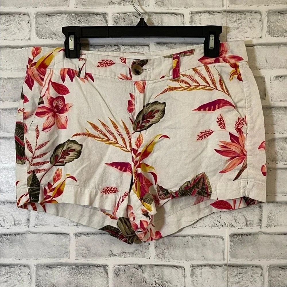 Old Navy Floral Women's Shorts - Pink and Green